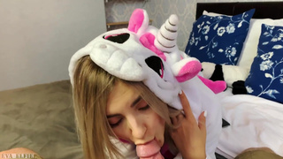 Страстный секс с сестрой пока мама дома – смотреть онлайн