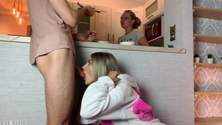 Страстный секс с сестрой пока мама дома – смотреть онлайн