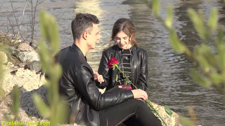 Горячее порно видео – анальный секс на свидании с красивой телкой