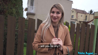 Реальная история беженки в эротическом видео