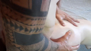 Страстный анальный секс в критические дни