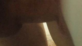 Горячее видео траха в пизду с игрушкой в жопе