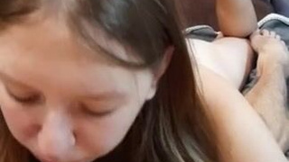 Горячее порно видео онлайн с развратной красоткой