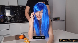 Порно видео: развратная жена и сосед-кредитор