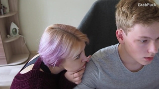 Секс видео онлайн с развратной девушкой