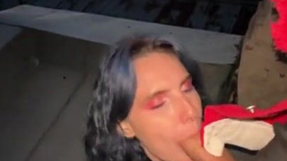 Секс в метро СПб после Алых Парусов – экстремальное порно видео