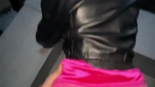 Секс в метро СПб после Алых Парусов – экстремальное порно видео