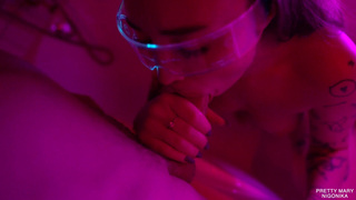 Искусство глубокого минета с Pretty Mary