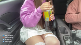 Горячее порно видео с мастурбацией в авто