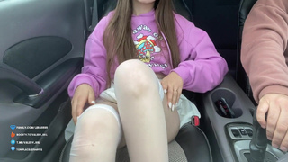 Горячее порно видео с мастурбацией в авто