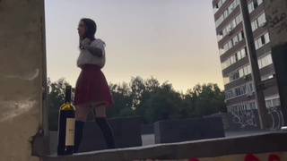 Страстный минет на крыше: горячее порно видео с доминированием