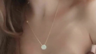 Горячие моменты из Snapchat смотреть онлайн