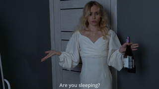 Жена трахает спящего мужа