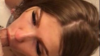 Порно видео после прогулки - страстный секс без мытья