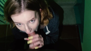 Жесткий трах у лифта — эксклюзивное видео