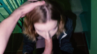 Жесткий трах у лифта — эксклюзивное видео