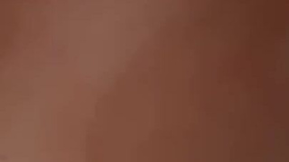 Страстный секс без презерватива с аппетитной грудью