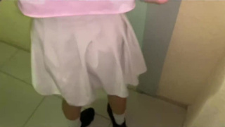 Секс в подъезде: страстная измена с соседкой