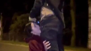 Минет на самокате – экстремальный минет в движении