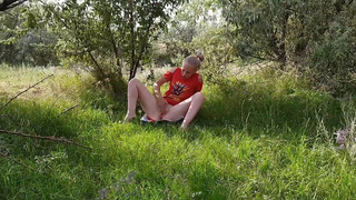 Дикая лесная дрочка в HD