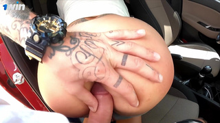 Жесткий трах в авто – эксклюзивное секс-видео