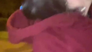 Секс на самокате в парке - минёт на свежем воздухе