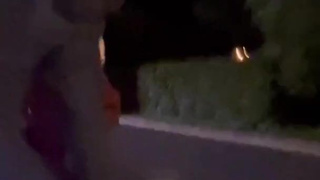 Секс на самокате в парке - минёт на свежем воздухе