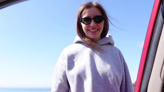 Страстный минет и глубокий секс с кончом в киску