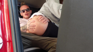 Страстный минет и глубокий секс с кончом в киску