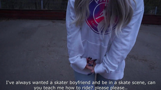 Реальное групповое порно с развратной красоткой