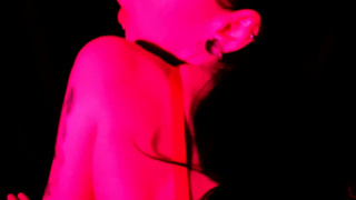 Страстный лесбийский секс в HD - Laruna и Mave в горячем порно видео