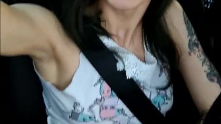 Страстная мастурбация в авто Laruna Mave 1080p