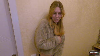 Секретная страсть: горячий инцест с сестрой после неожиданного разоблачения