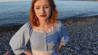 Смотреть онлайн – соблазнительная девушка в откровенном видео