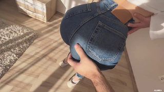 Сперма на джинсы: неожиданно много!