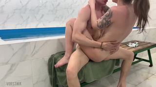 Горячее порно видео с кончом на лицо