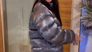 Страстный секс с обворожительной девушкой