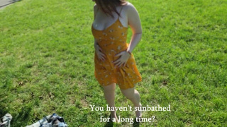 Секс в парке с обнаженной грудью