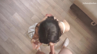 Доминирующая минет до камшота с кончем в рот