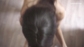 Секс в попу с красивой девушкой смотреть онлайн