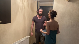 Секс видео: страстный минет за 10 минут до прихода мужа