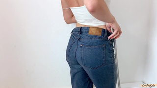 Soaking Blue Jeans and Wet Top – Горячее порно видео с джинсами и мокрой майкой