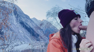 Секс видео с минетом на морозе