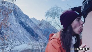 Секс видео с минетом на морозе