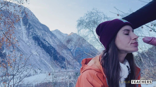 Секс видео с минетом на морозе