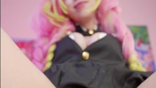 Косплей Demon Slayer: страстный хентай с жопастой девахой