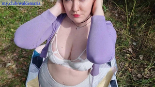 Страстный минет и жесткий трах на природе