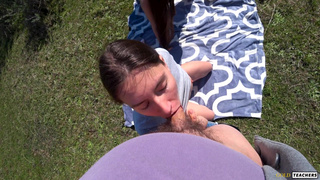 Горячее порно видео свингеров на свежем воздухе