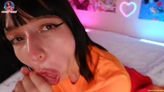 Велма из "Скуби Ду" в горячем порно видео – страстный трах и кремпай