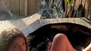 Молодая пара в горячем порно видео